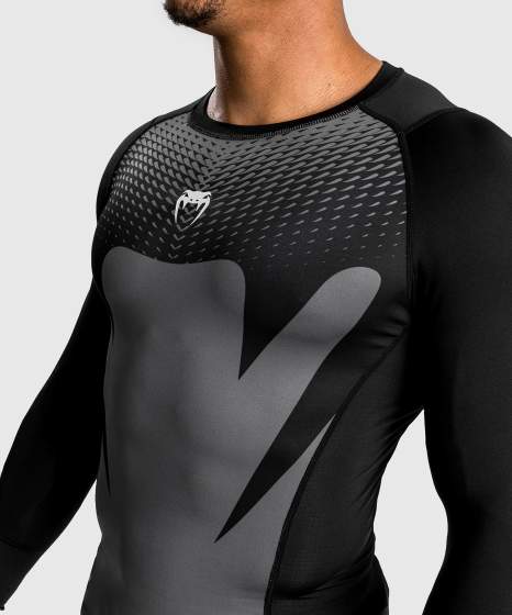 Venum Attack Rashguards Long Sleeves - Black
