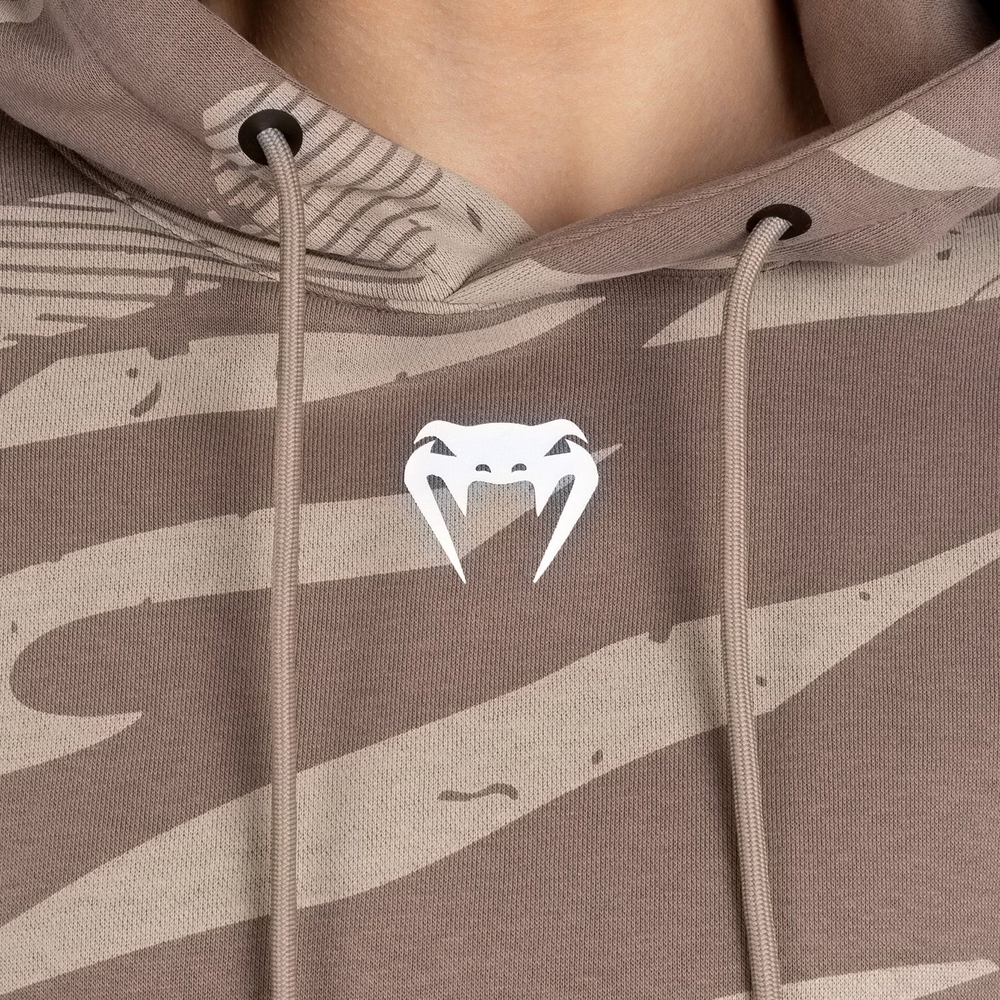 UFC Adrenaline by VENUM Authentic Fight Week 3.0 Frauen Pullover Hoodie - Desert Camo