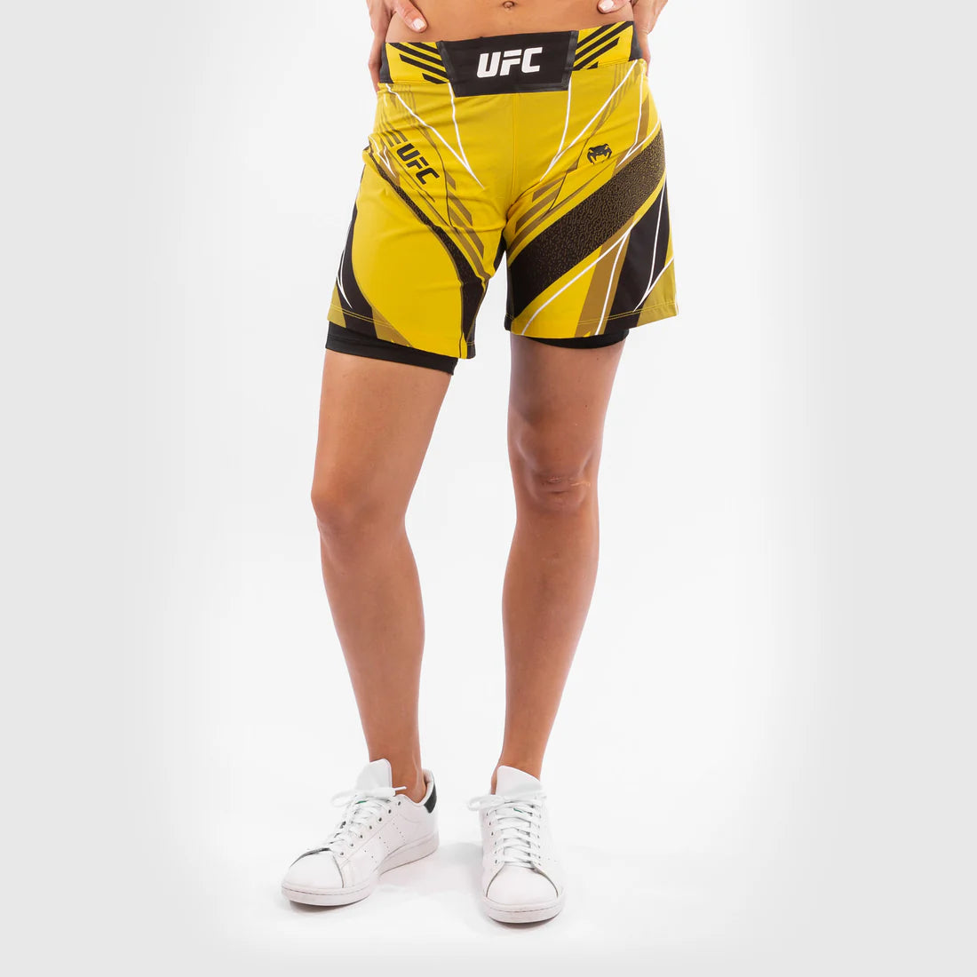 UFC by Venum Authentic Fight Night Damen Shorts - Long Fit - Gelb