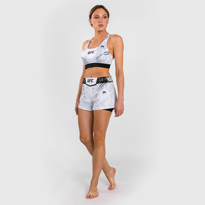 UFC Adrenaline by Venum Authentic Fight Night Kampfshorts für Frauen - Weiß