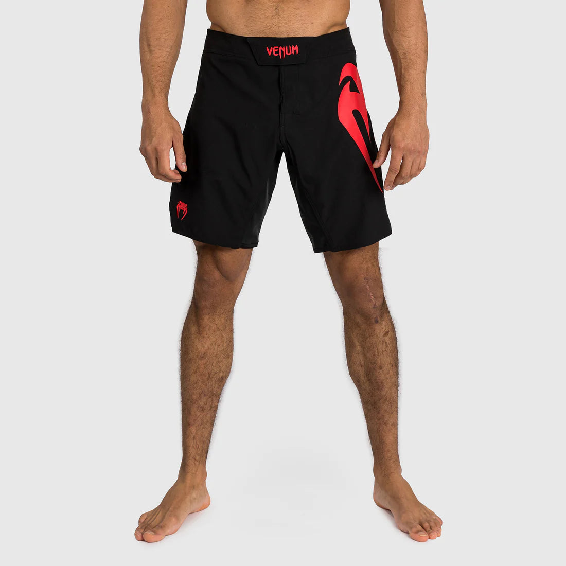 Venum Light 5.0 Fight Shorts - black red