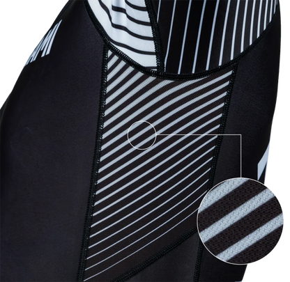 OKAMI Rashguard Big Kanji L/S Black & White