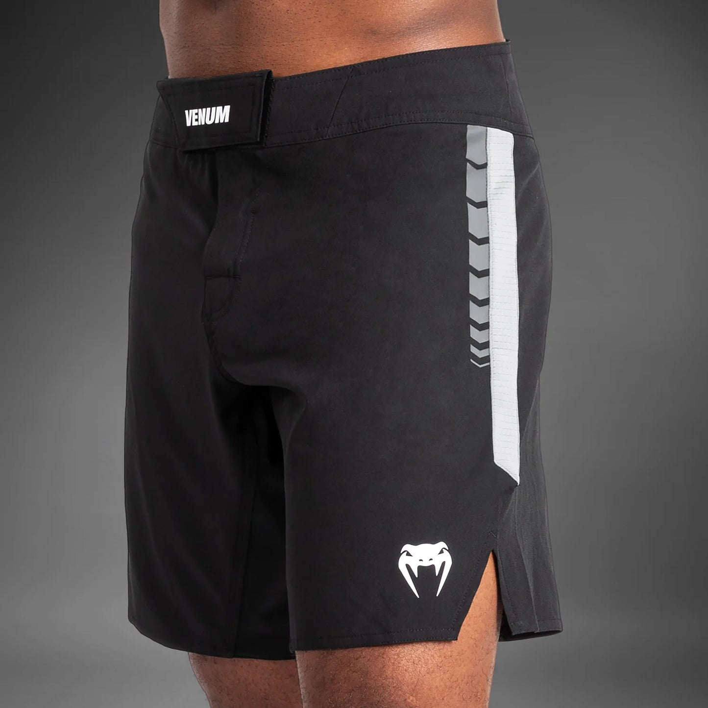 Venum Tempest Herren Kampfshorts - Schwarz/Grau
