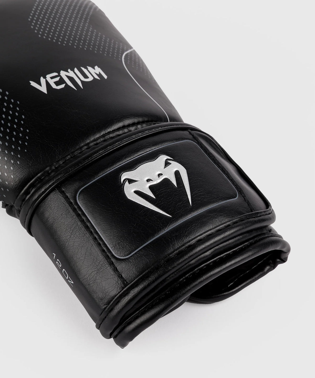 Venum Nexus Boxhandschuhe – Schwarz/Silber