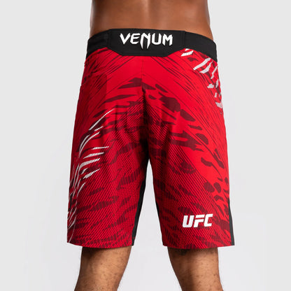 UFC Fusion by Venum Authentic Fight Night Personalized Herren Short - Long Fit - Rot