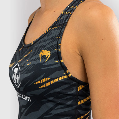 UFC Fusion by Venum Authentic Fight Night Damen Fitted Tank Mit Shelf Bra - Champion