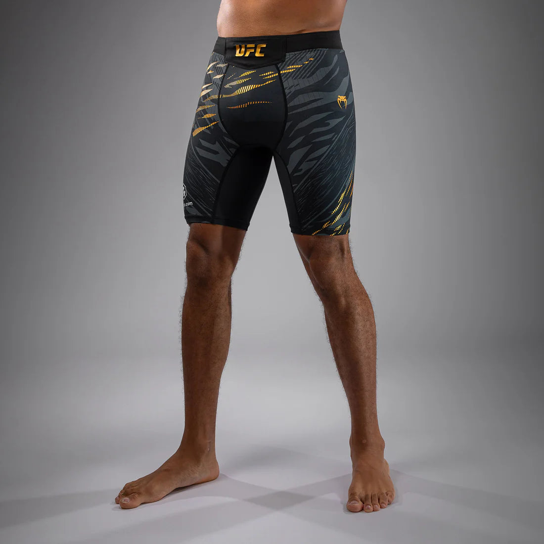 UFC Fusion by Venum Authentic Fight Night Herren Vale Tudo Short - Champion