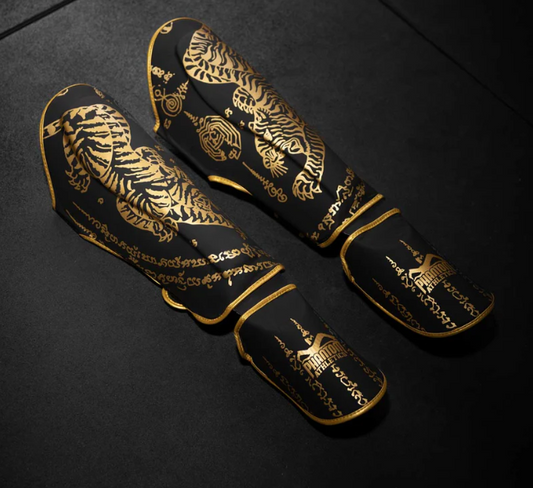 Schienbeinschutz Muay Thai - Limited Black Edition