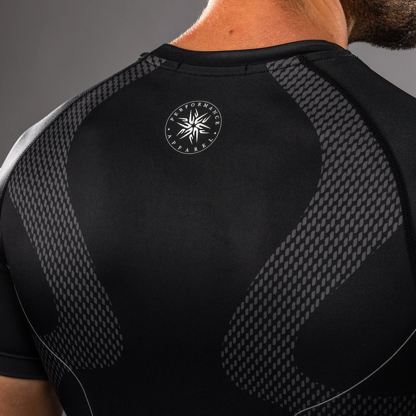 Venum Nexus Kurzarm Rashguard – Schwarz/Silber