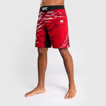 UFC Fusion by Venum Authentic Fight Night Personalized Herren Short - Long Fit - Rot