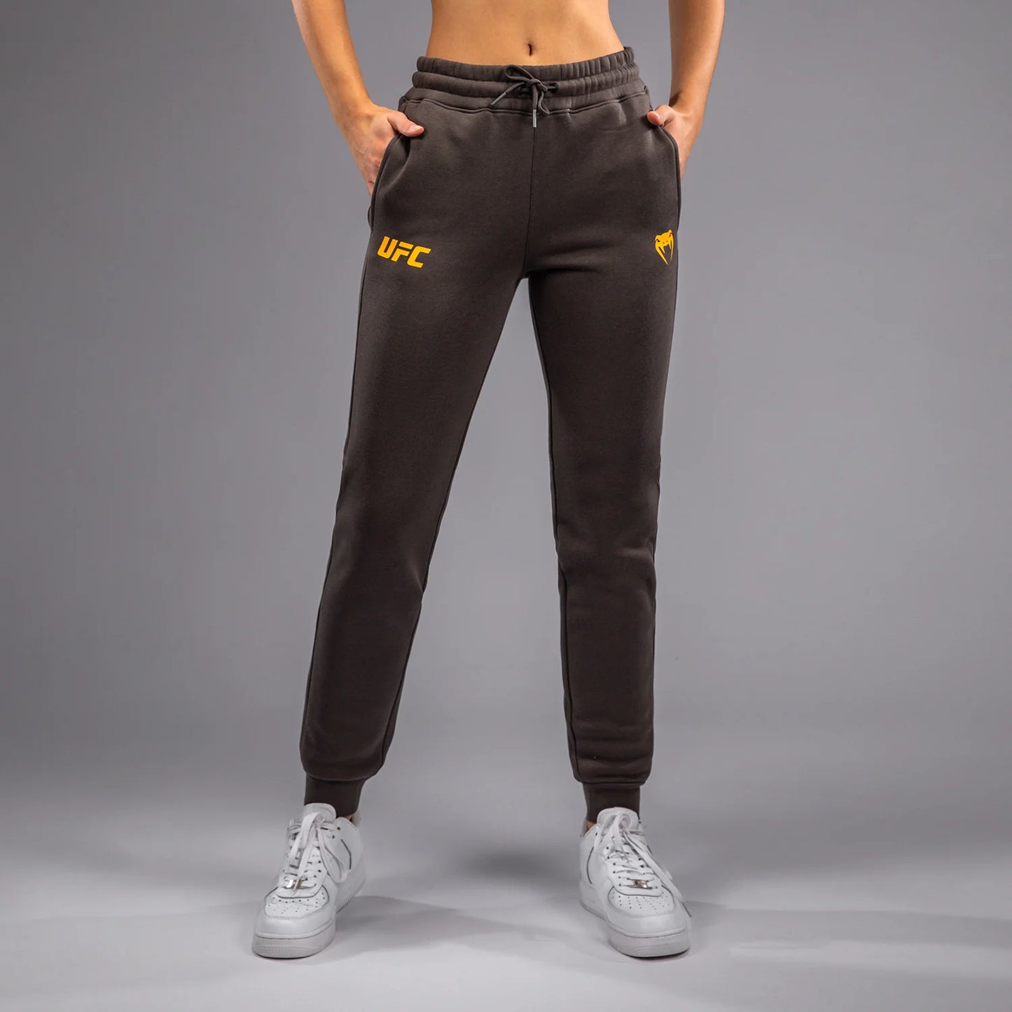 UFC Fusion by Venum Authentic Fight Week Damen Baumwollhose - Solid Erdiges Braun
