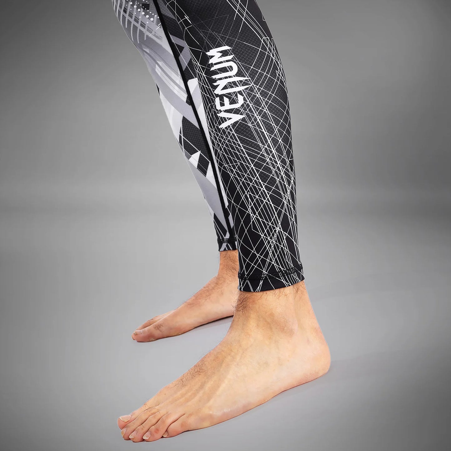 Venum Gorilla Jungle Kompressionshose - Schwarz/Weiß