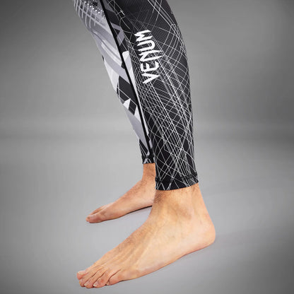 Venum Gorilla Jungle Kompressionshose - Schwarz/Weiß