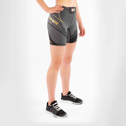 UFC by Venum Authentic Fight Night Damen Vale Tudo Shorts - Long Fit - Champion